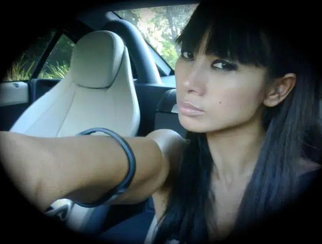 高质量2d动漫同人h作品海报